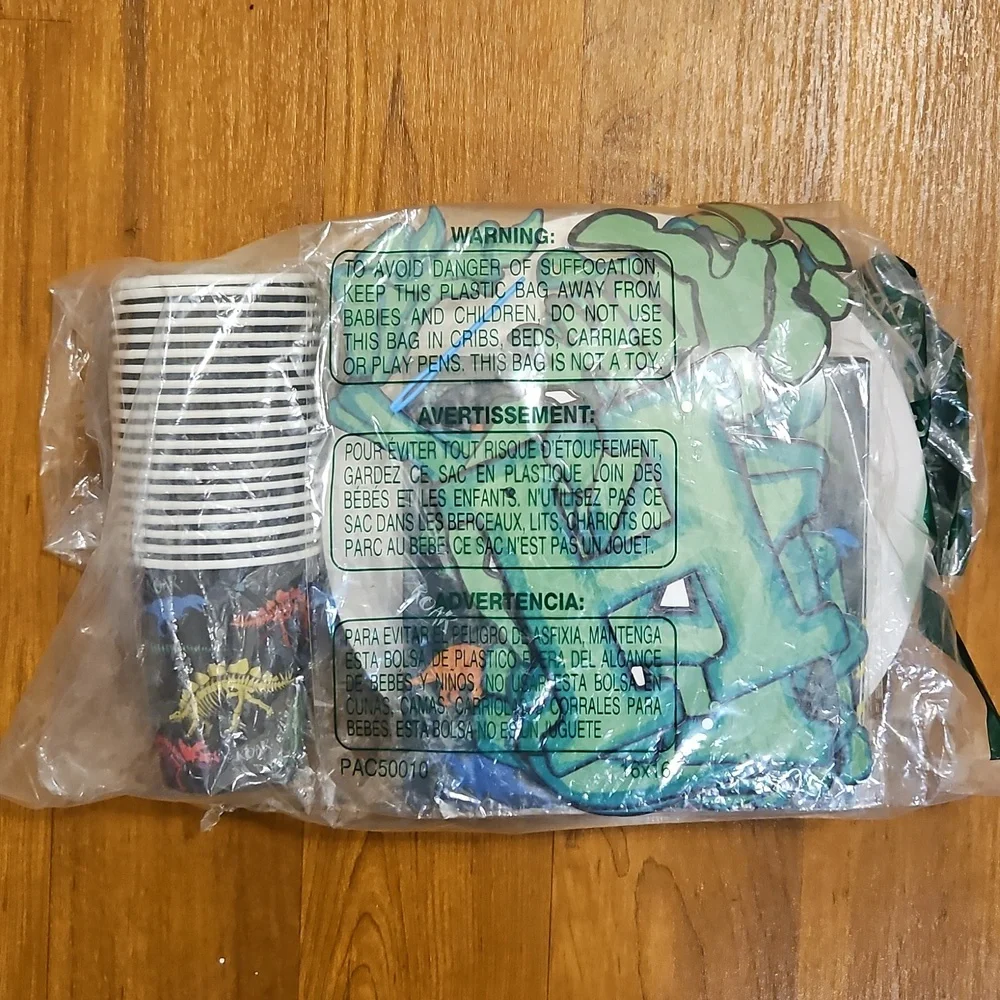 Dinosaur Party Supplies Set - Green and Black